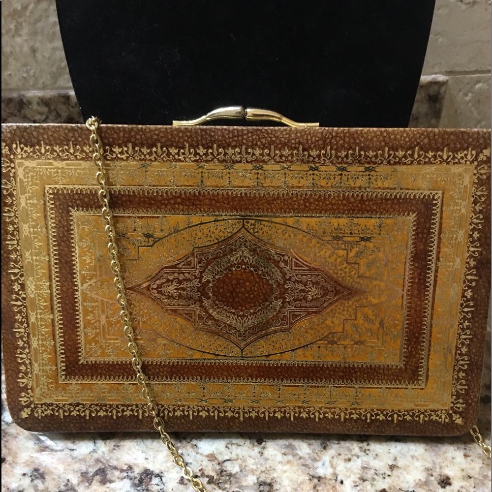 Vintage Italian Clutch. ❤️❤️❤️